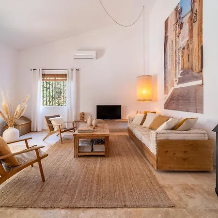 La Paz In By Takecaremalaga *